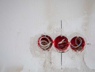 Początek remontu instalacji elektrycznej w domu