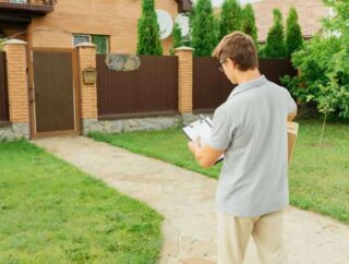 Jak zaoszczędzić na ogrodzeniu działki – najlepsze materiały i koszty budowy